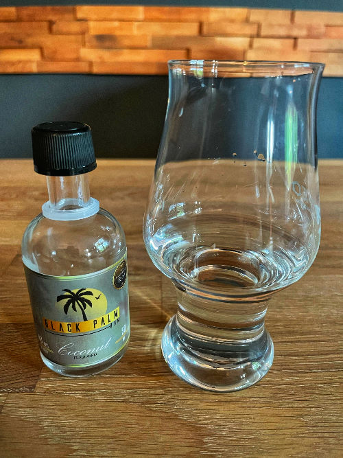 Black Palm Rum Coconut (Flavoured Rum)