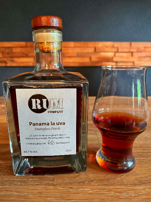 Rum Company Panama la uva - 23 Jahre