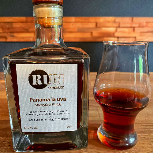 Rum Company Panama la uva - 23 Jahre